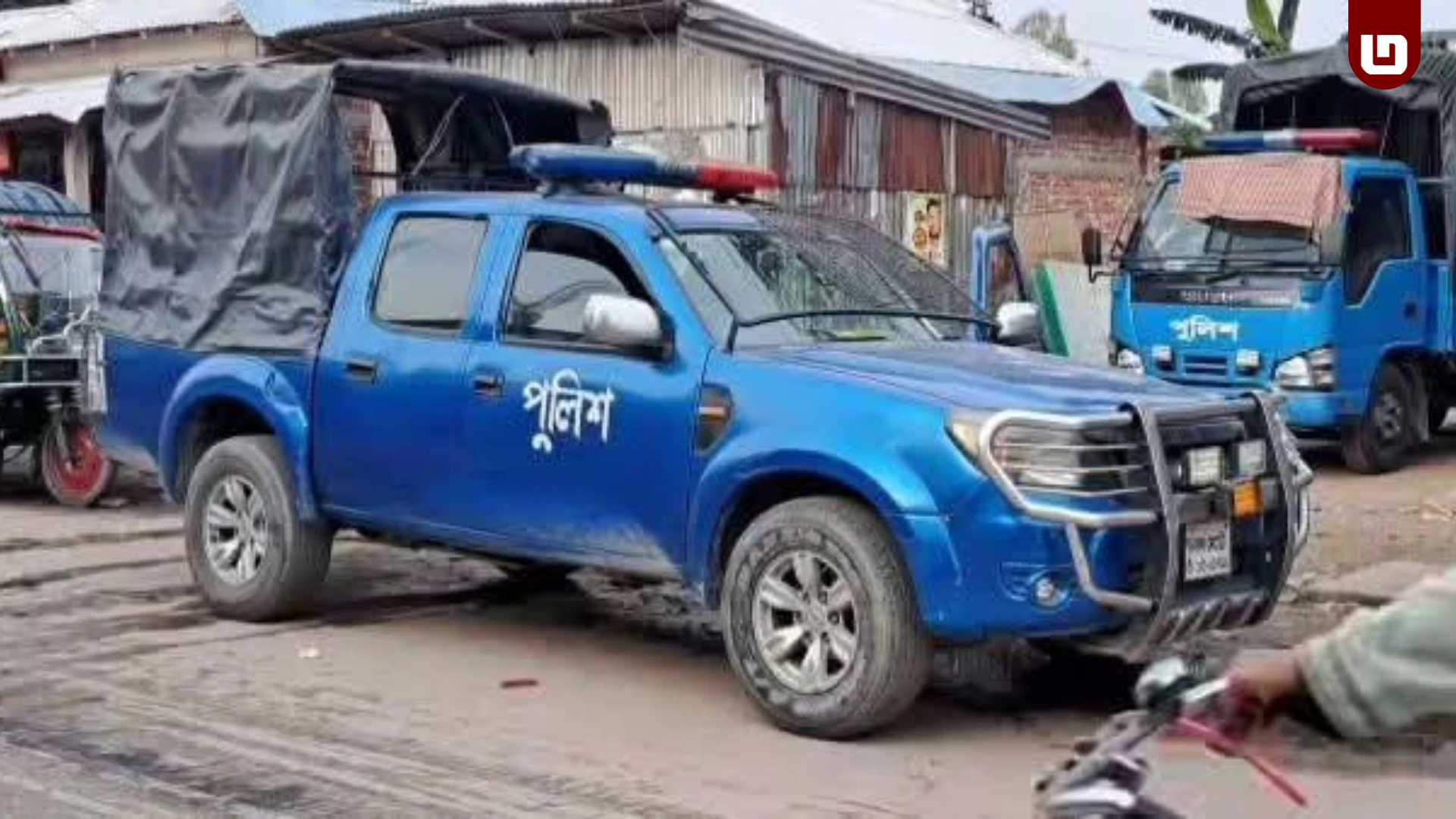 গোবিন্দগঞ্জে জমির সীমানা নির্ধারন নিয়ে দুই পক্ষের সংঘর্ষে ইউনিয়ন বিএনপির সভাপতি, সাধারন সম্পাদক সহ আহত-১০