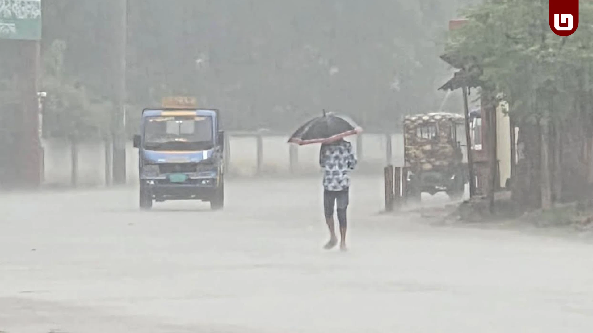 দিনাজপুরে ২৪ ঘণ্টায় ১৪৪ মিলিমিটার বৃষ্টিপাত, কমেছে তাপমাত্রা