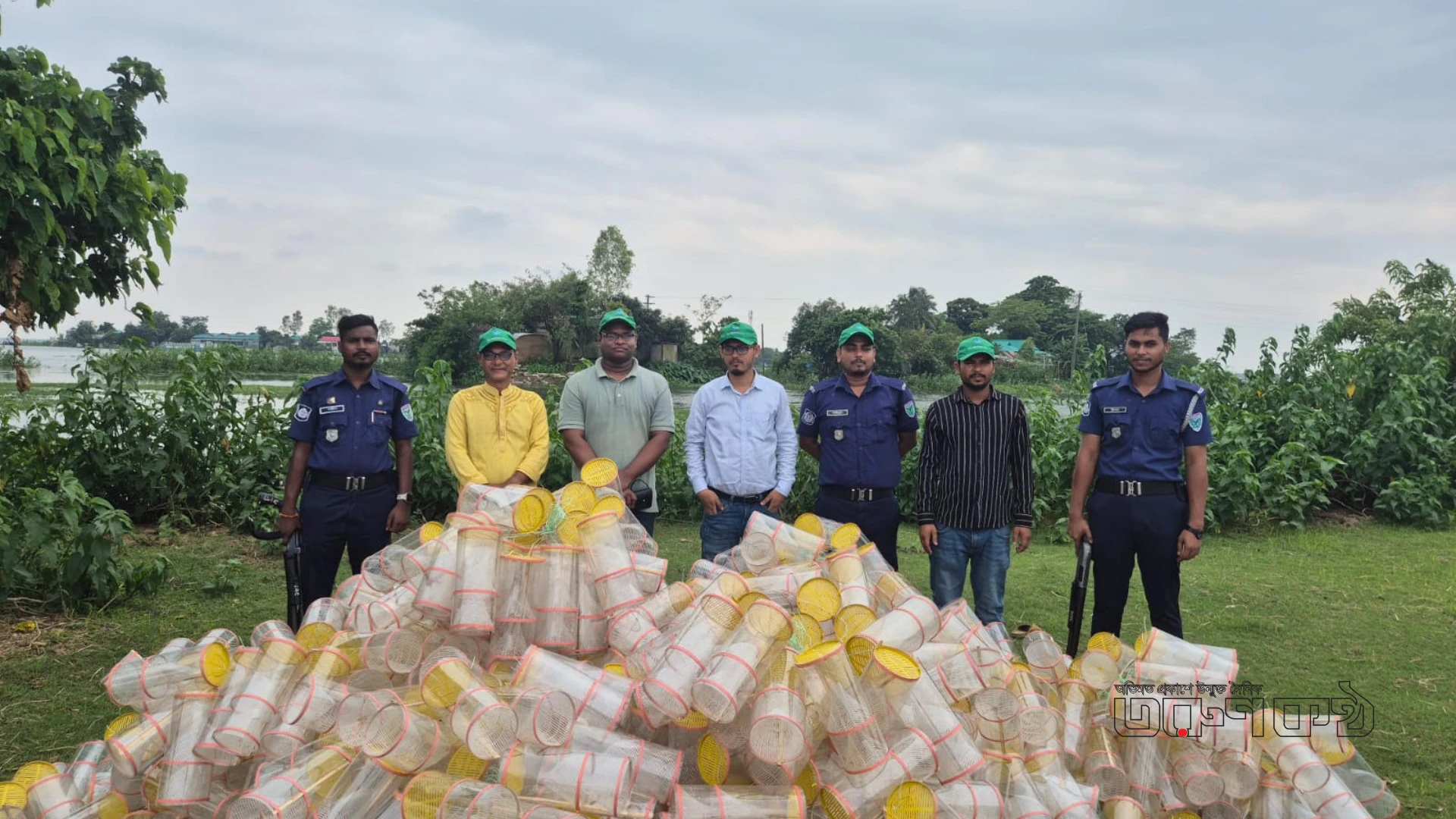 টাঙ্গুয়ার হাওরে প্রশাসনের কঠোর নজরদারি বিশ্ব পরিবেশ দিবসে মোবাইল কোর্টের অভিযানে প্লাস্টিক ধ্বংস, বিধি লঙ্ঘনে জরিমানা