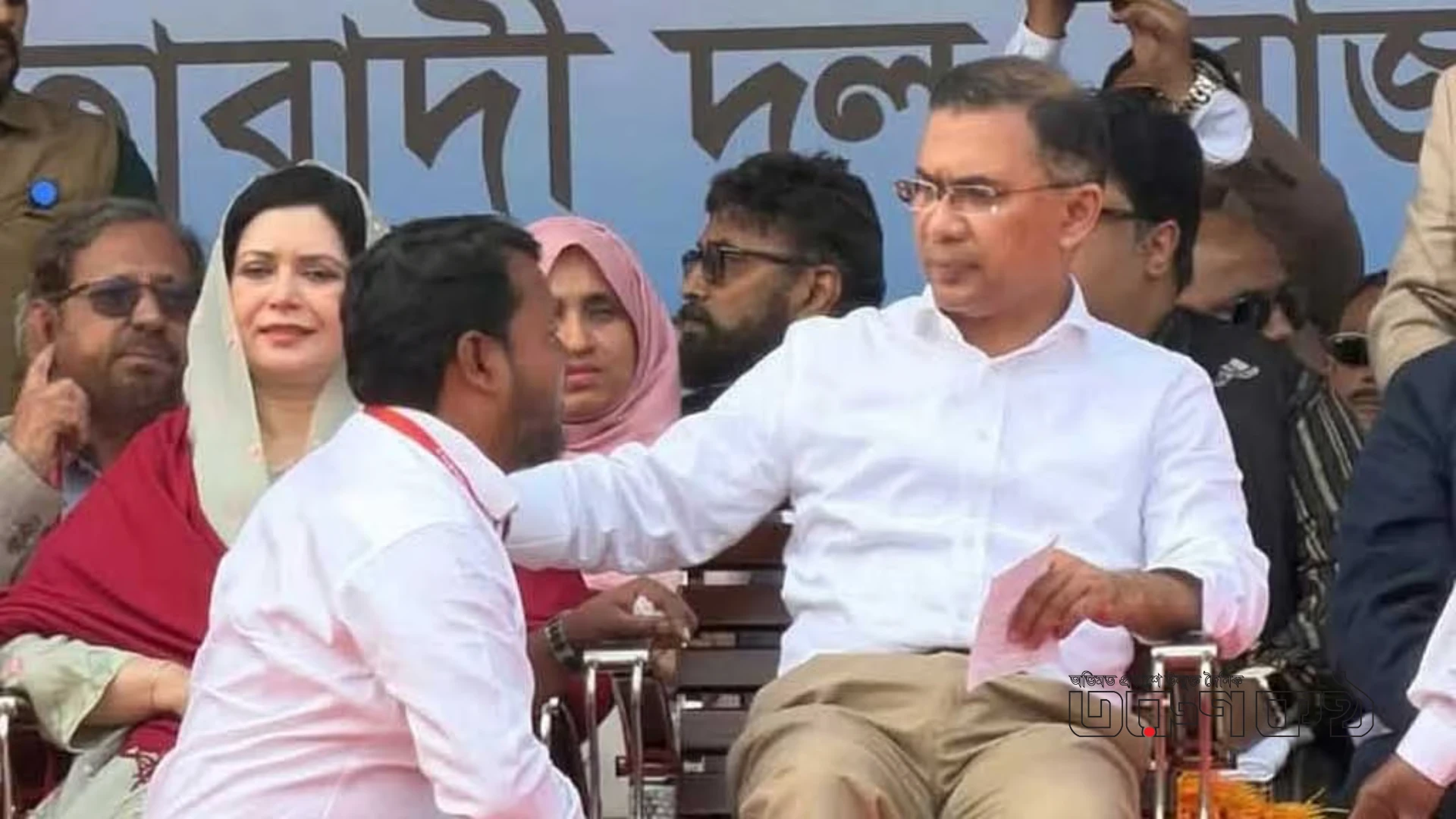 সড়ক বাতির বিদ্যুৎ সাশ্রয় শিখতে ফ্রান্সে যেতে চান রাজশাহী সিটির প্রশাসক, প্রধানমন্ত্রীর ‘না’