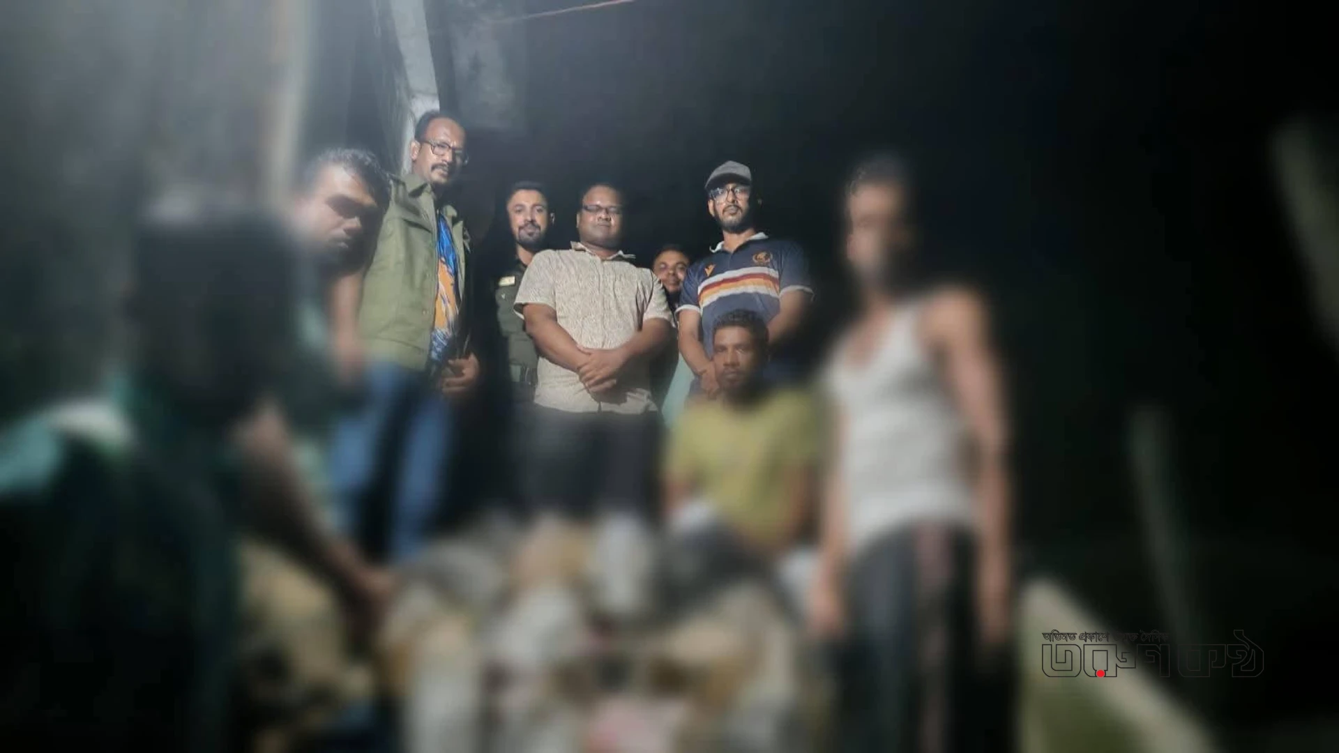নিষিদ্ধ সময়ে মাছ শিকার,টাঙ্গুয়ার হাওরে ৮ জেলেকে জরিমানা