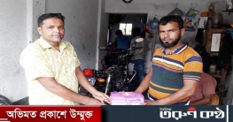 নওগাঁয় সিসিডিবি’র প্রাথমিক চিকিৎসার সরঞ্জামাদি বিতরণ