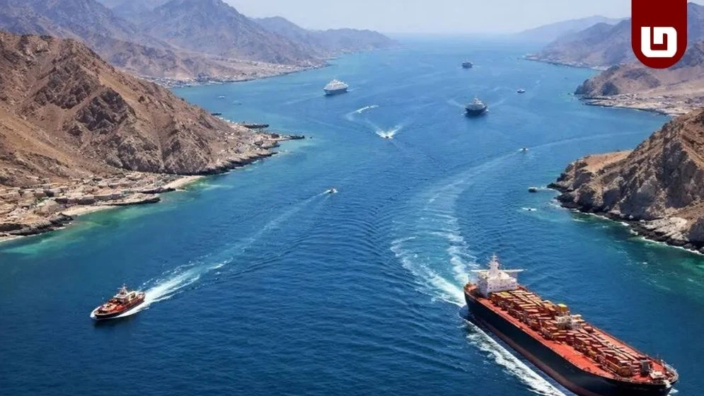 আবারো হরমুজ প্রণালি বন্ধ করল ইরান