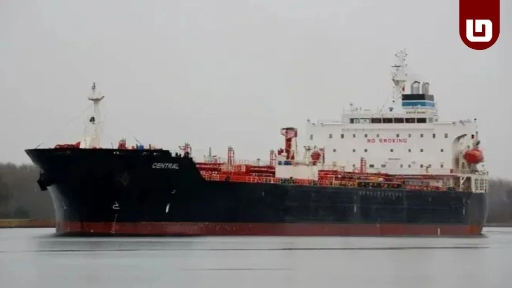 মালয়েশিয়া থেকে ২৭ হাজার টন অকটেন নিয়ে চট্টগ্রাম বন্দরে এসেছে জাহাজ