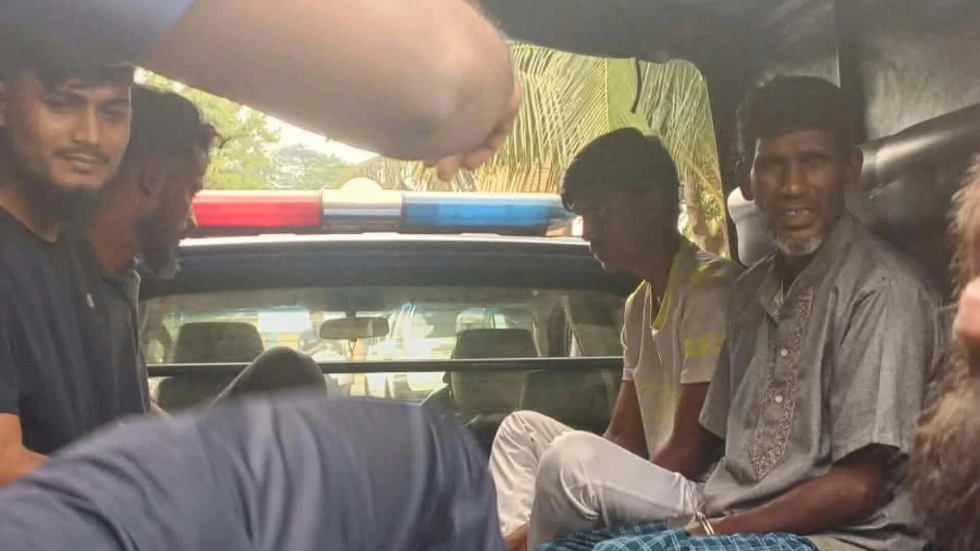 রাজনগরে শ্রমিক দলের সভাপতির ওপর হামলার অভিযোগে গ্রেপ্তার-৩